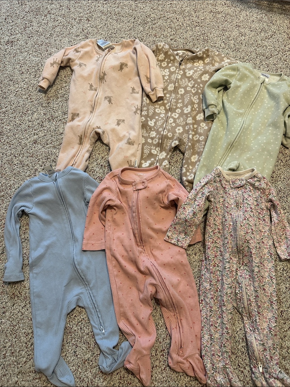 Bundle of 6 sleepers 6-9 month baby girl